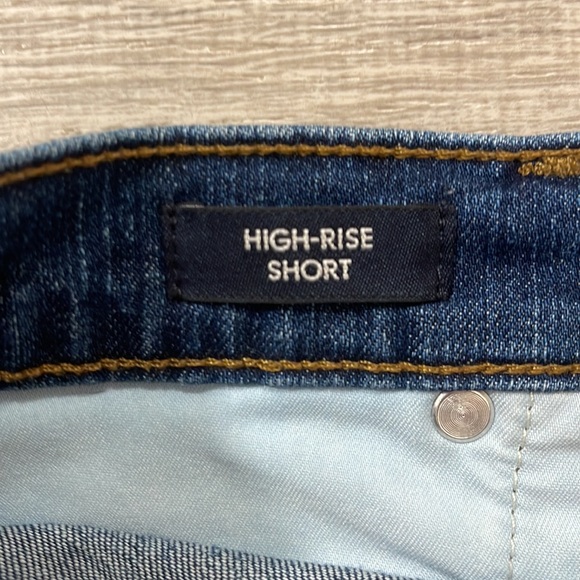 J. Crew High Rise Short - Picture 6 of 8